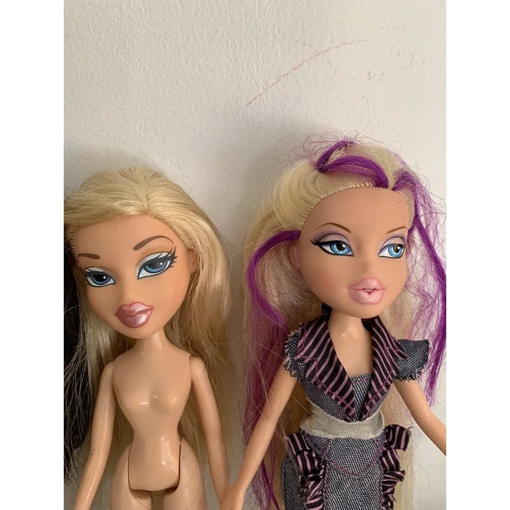 Bratz Doll Lot Of 4 Dolls Cloe And Jade